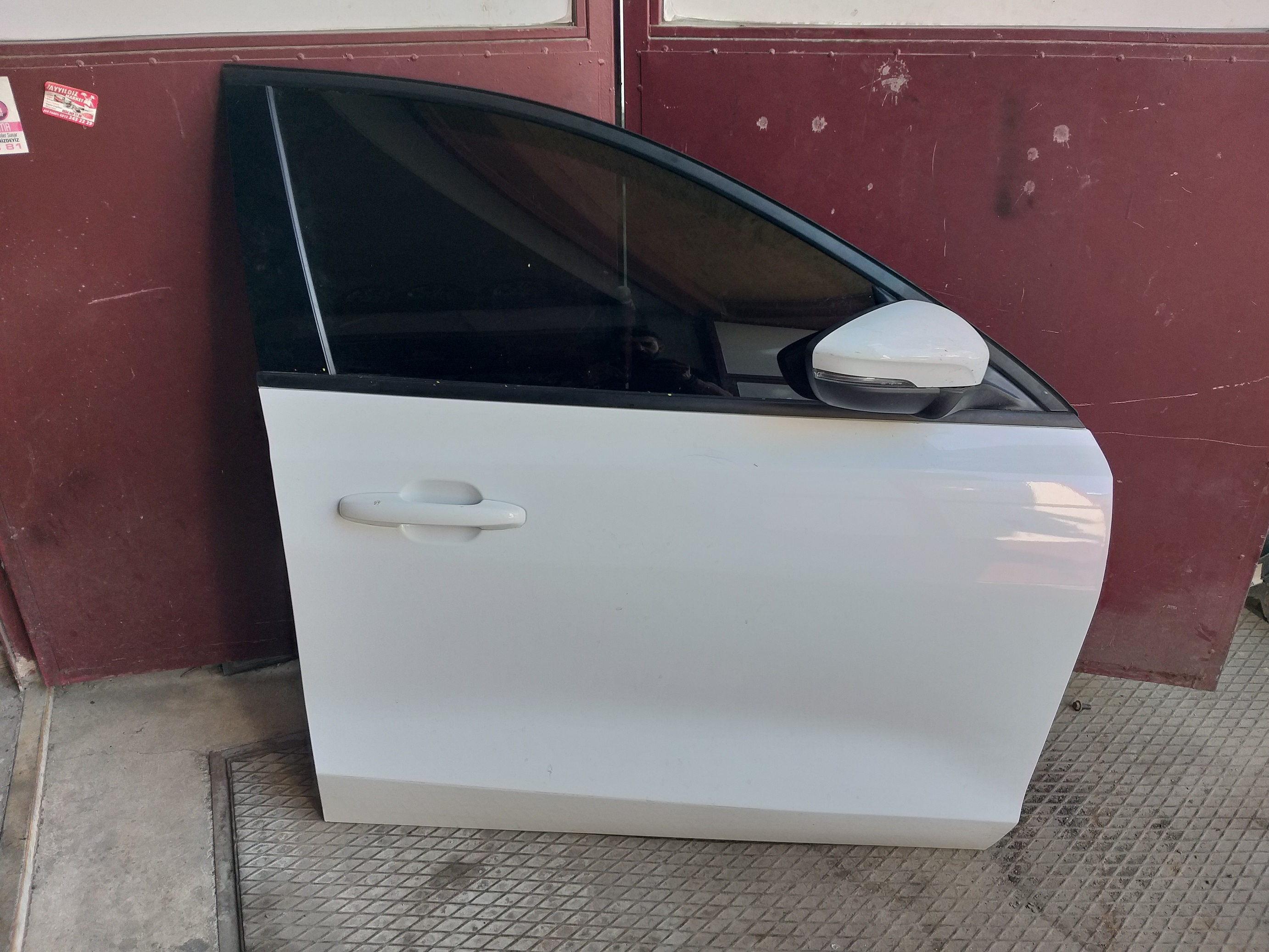 2020 MODEL ford focus çıkma orjinal SAĞ ÖN KAPI BEYAZ HATASIZ